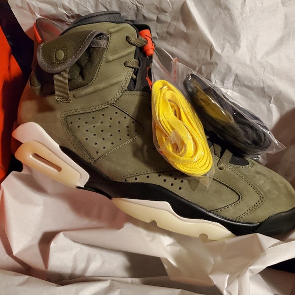 Air Jordan's retro 6 travis scott - Picture 2 of 4